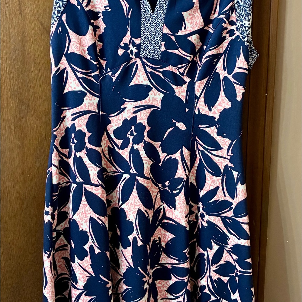 Liz Claiborne Navy and Pink Patterned Dress Women’s Size 4